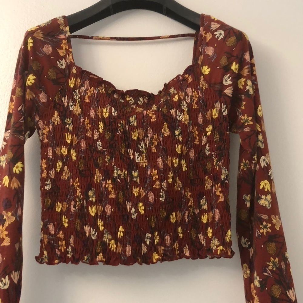 Love, Fire Juniors' Smocked Ruffle-trimmed Top - Picture 3 of 10